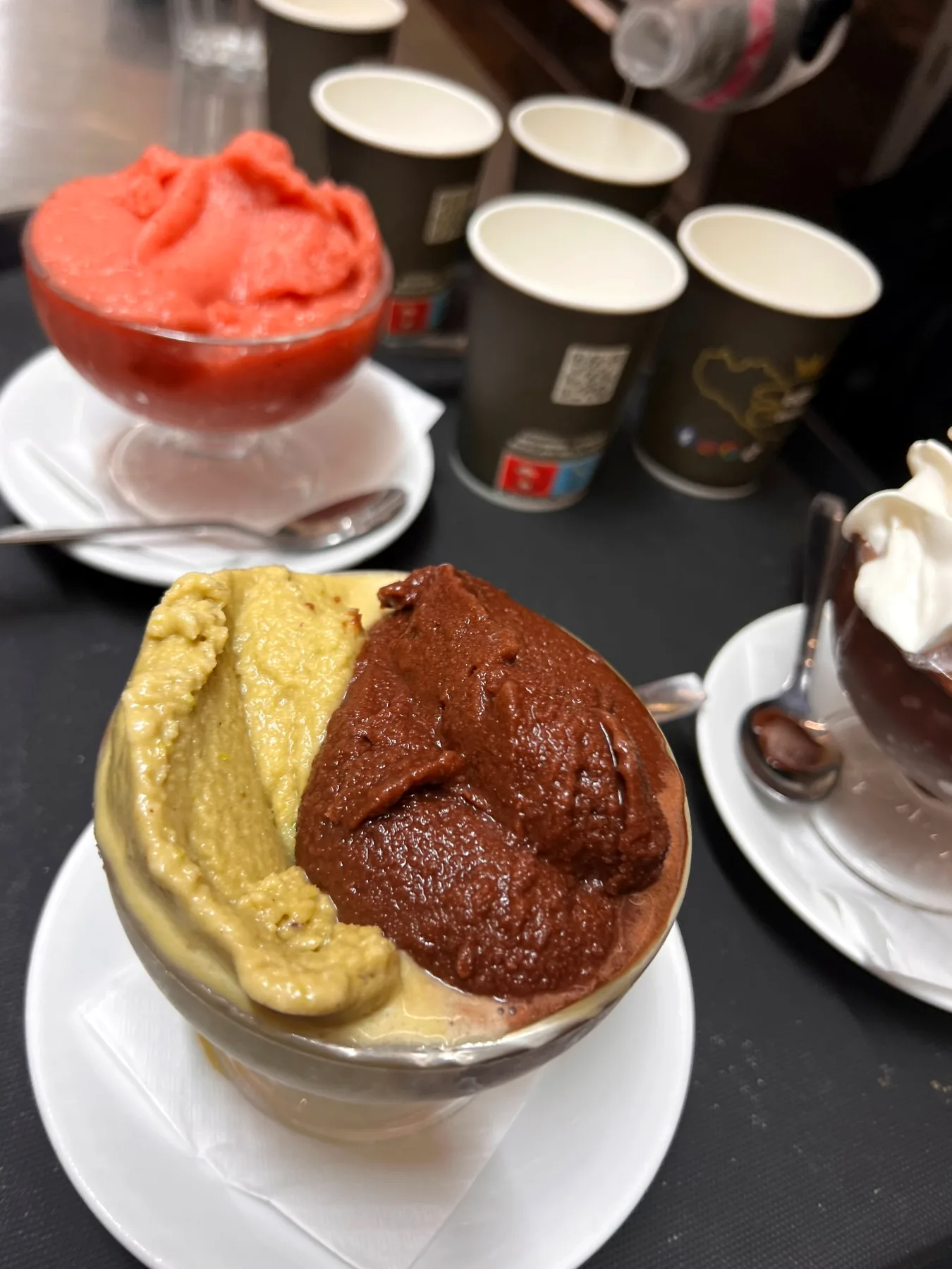 Coppa gelato artigianale al pistacchio e cioccolato fondente Sicilian Goodness